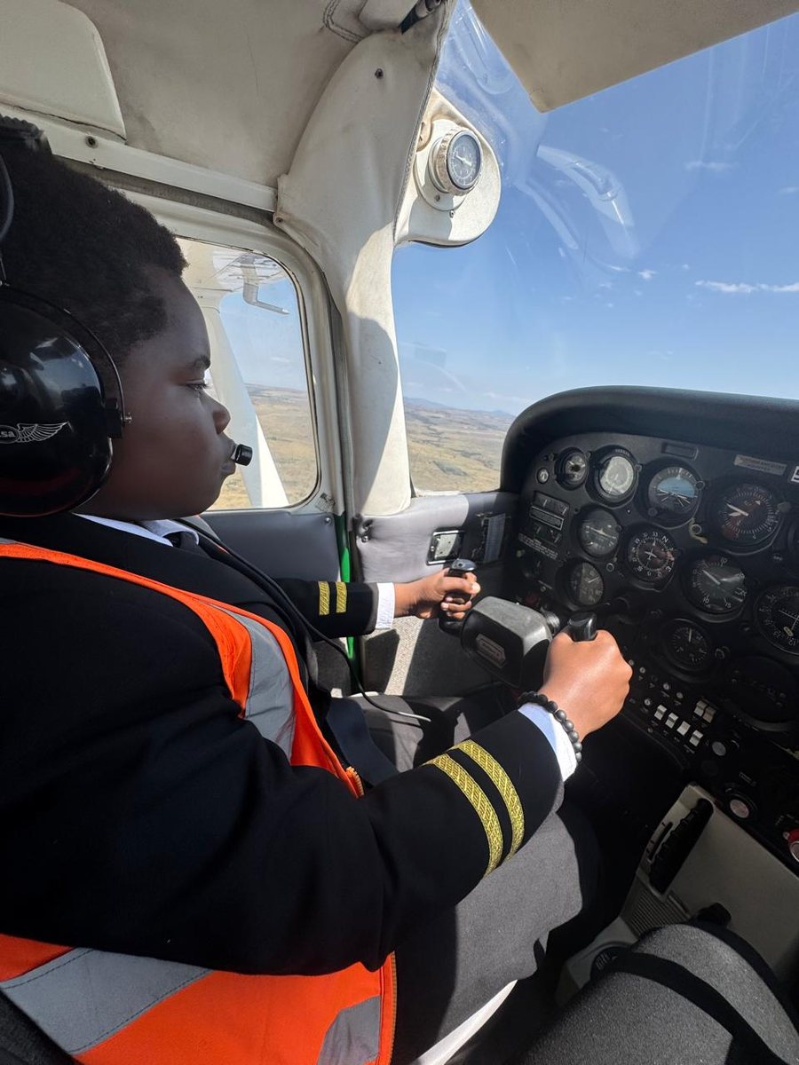 How to know if your child is ready for the cockpit