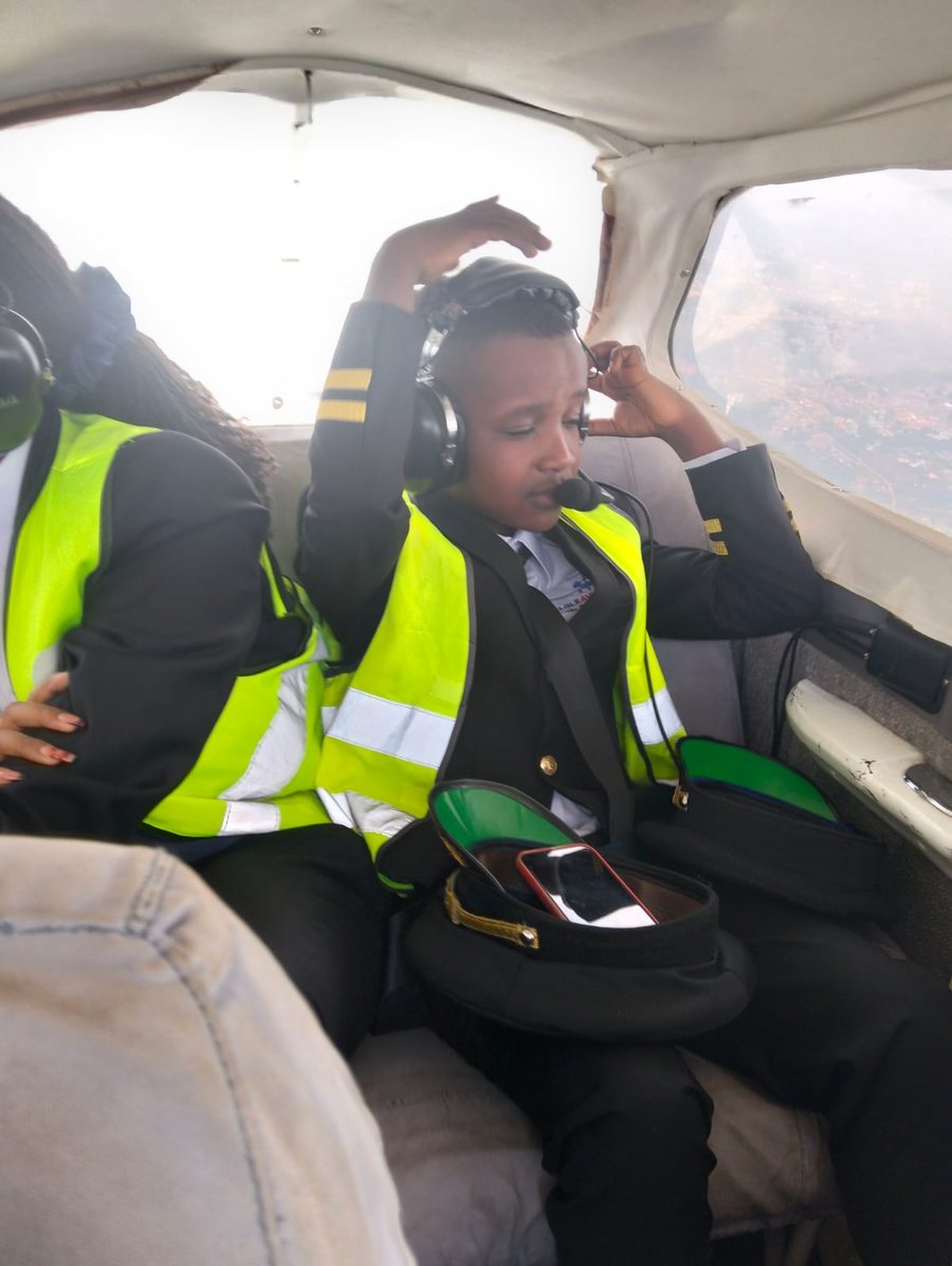 Airline Pilot