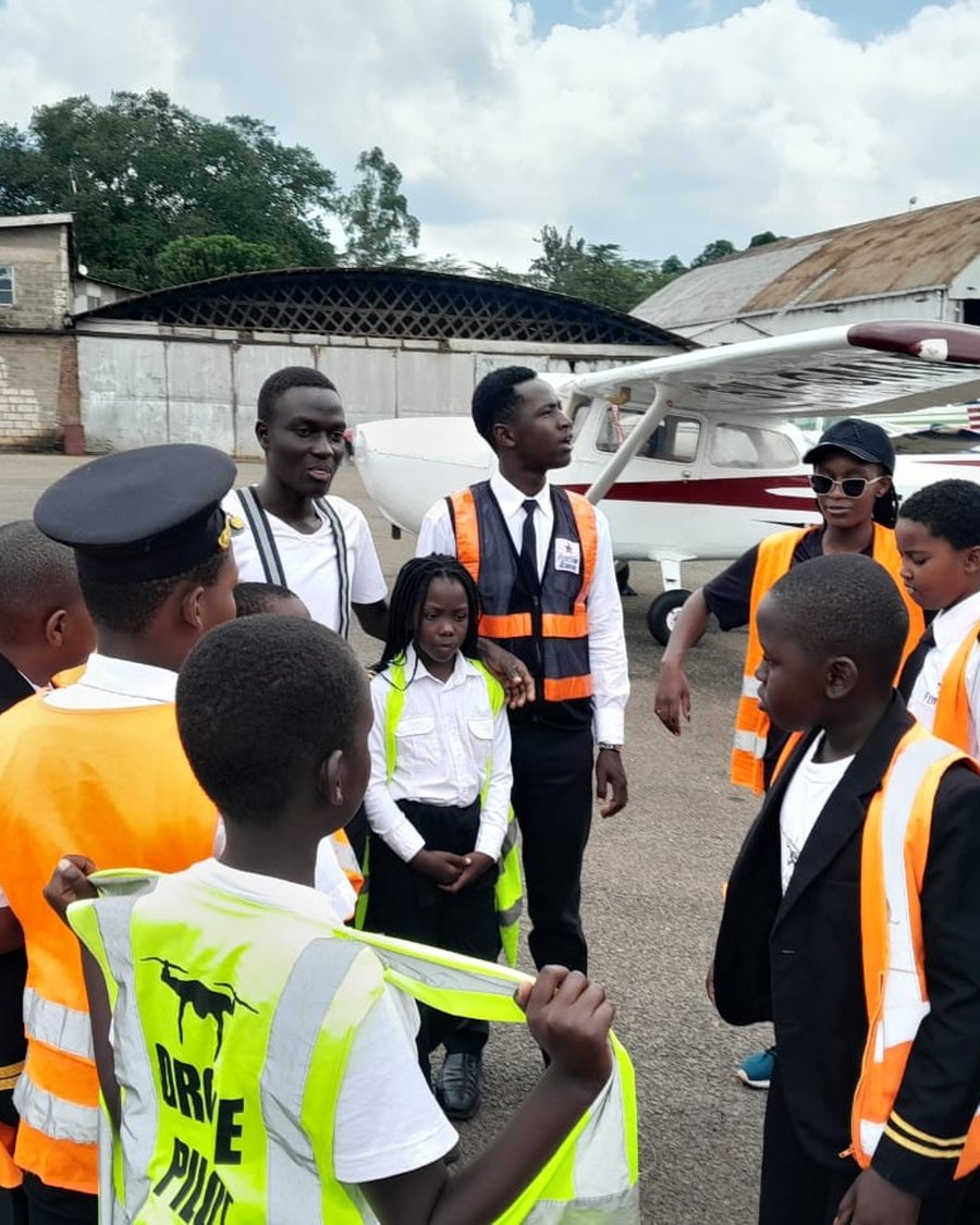 Young aviators with Nextgen Mentorship Hub